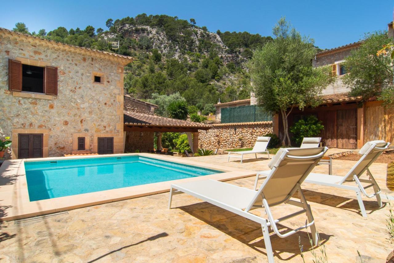 Vila Fabulous Rural House With Views To The Mountains With Swimming Pool Caimari Exteriér fotografie