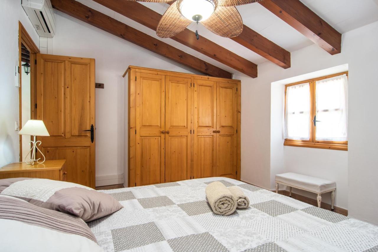 Vila Fabulous Rural House With Views To The Mountains With Swimming Pool Caimari Exteriér fotografie