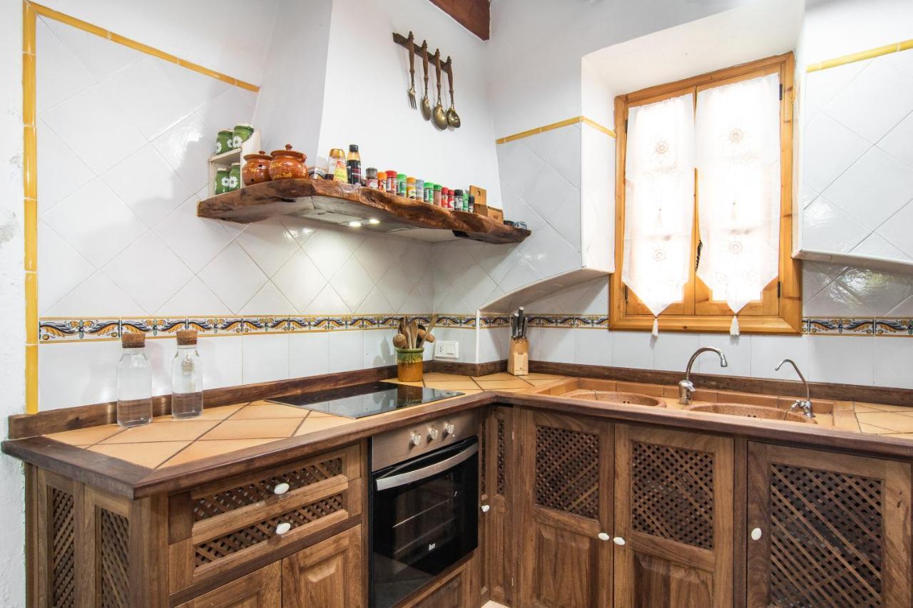Vila Fabulous Rural House With Views To The Mountains With Swimming Pool Caimari Exteriér fotografie